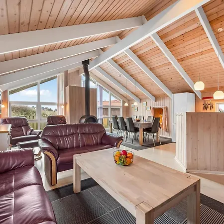 Prázdninový dům Pool House With And Sauna, 200 Meters From The North Sea *