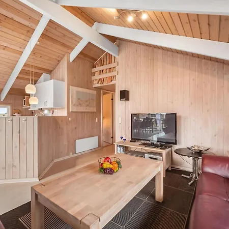 Pool House With And Sauna, 200 Meters From The North Sea, *