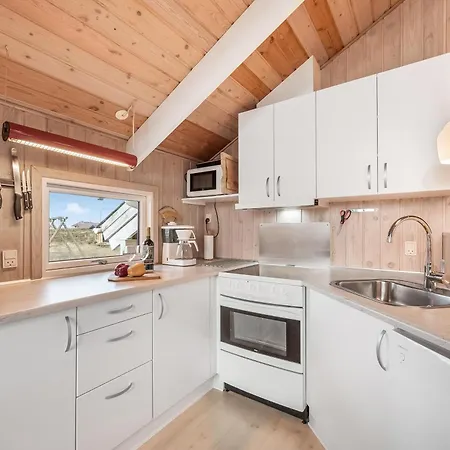 Pool House With And Sauna, 200 Meters From The North Sea