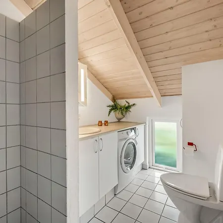 Pool House With And Sauna, 200 Meters From The North Sea *