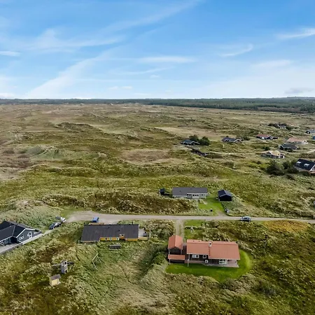 Pool House With And Sauna, 200 Meters From The North Sea, Frostrup